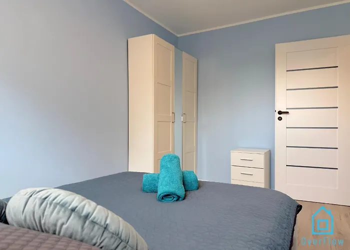 Seashell Apartment *